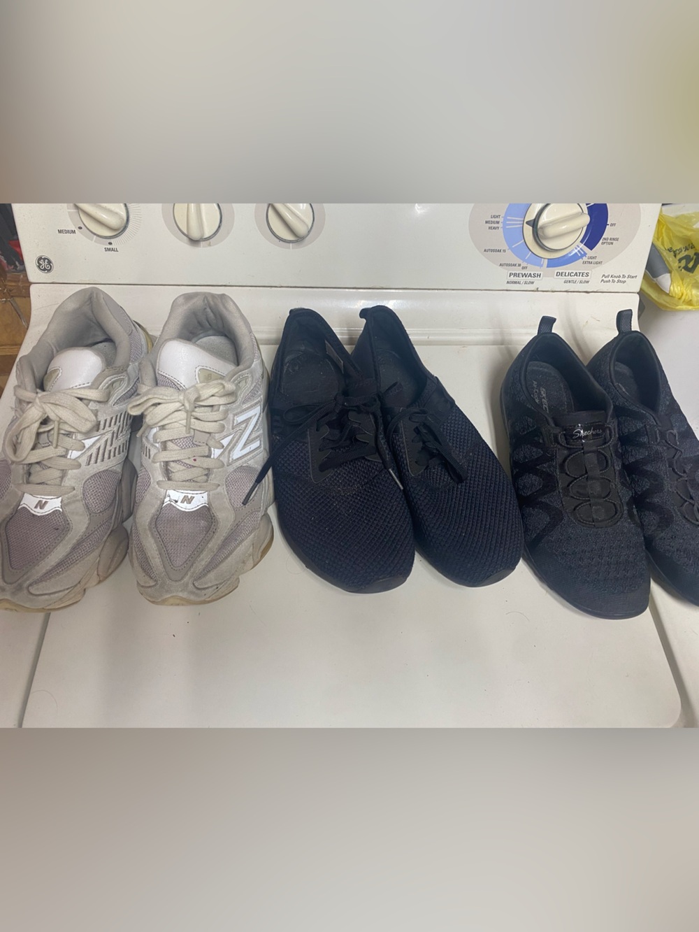 3 pairs womens Sneakers in Light Gray and White